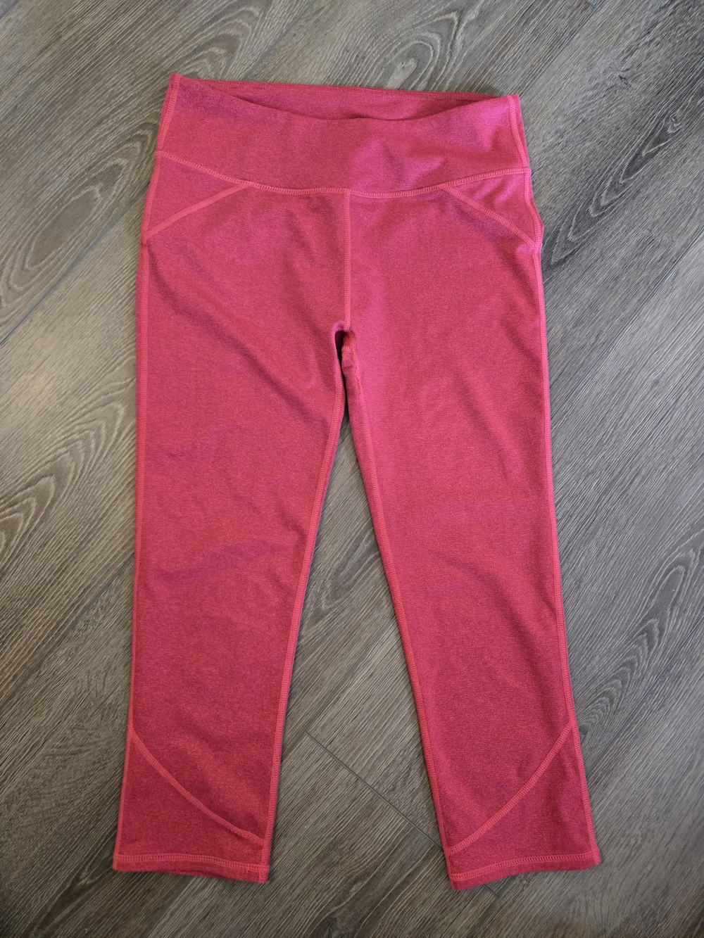 Fabletics Bright Pink Capri Leggings